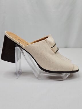 DAVID AARON 7 1/2 M Cream FABRIC  open toe slip on Mules  Shoes